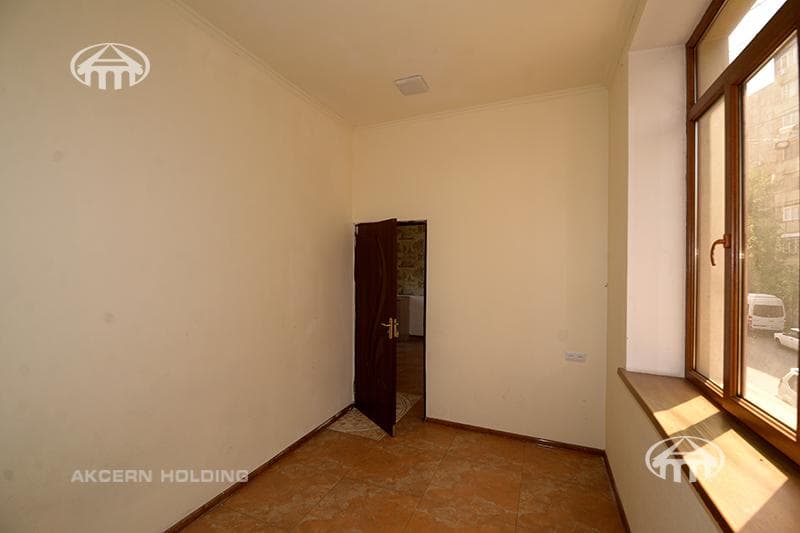 Retail · 192 m² · Malatia-Sebastia