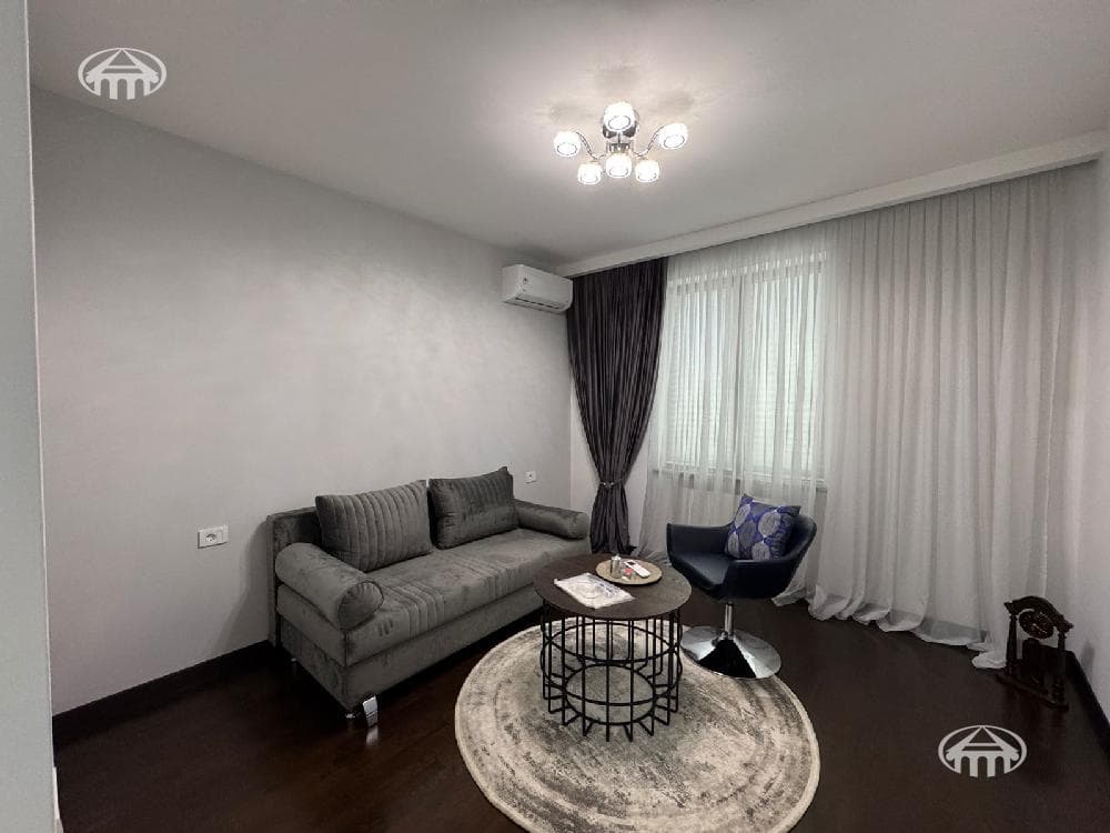 Квартира · 4 комн. · 161 м² · Арабкир
