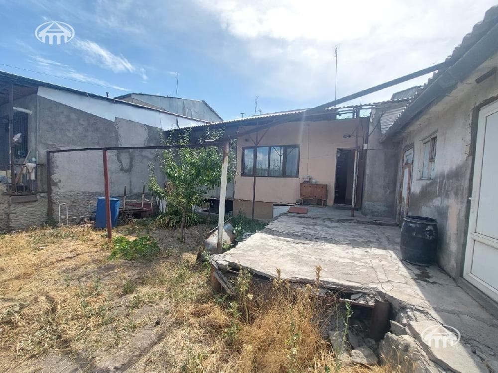 House · 3 rooms · 100 m² · Malatia-Sebastia