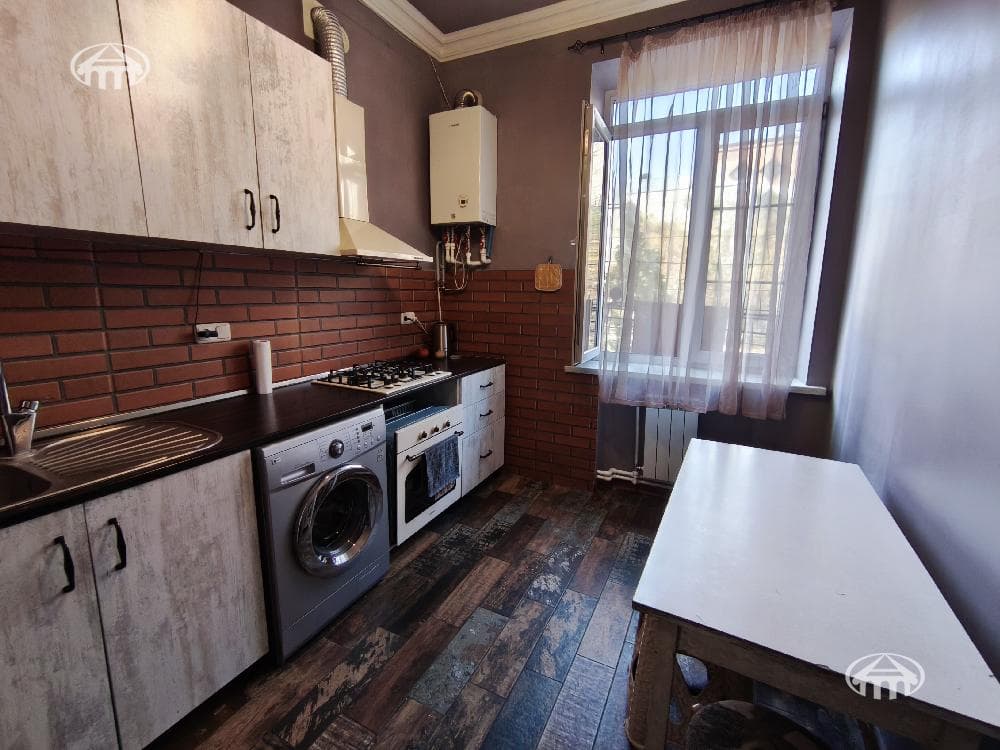 Квартира · 2 комн. · 72 м² · Шенгавит