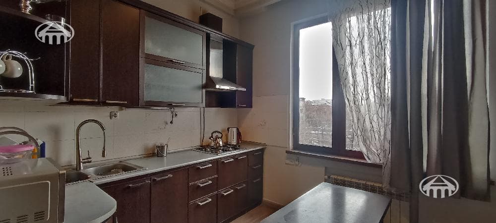 Квартира · 3 комн. · 87 м² · Кентрон