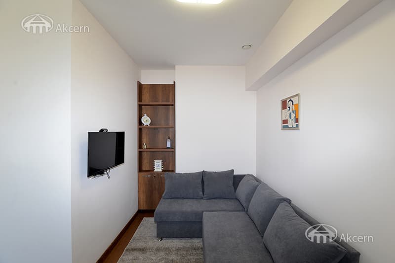 Apartment · 1 rooms · 27 m² · Kentron
