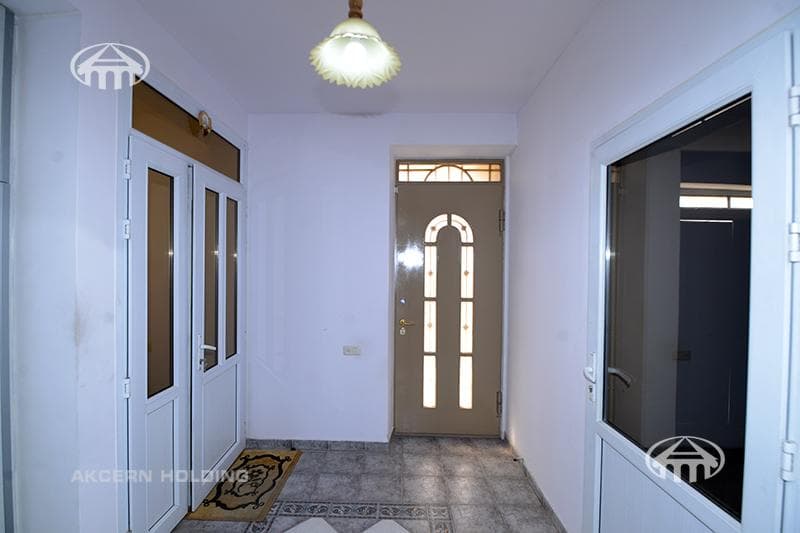 Առանձնատուն · 5 սեն. · 319 մ² · Աջափնյակ