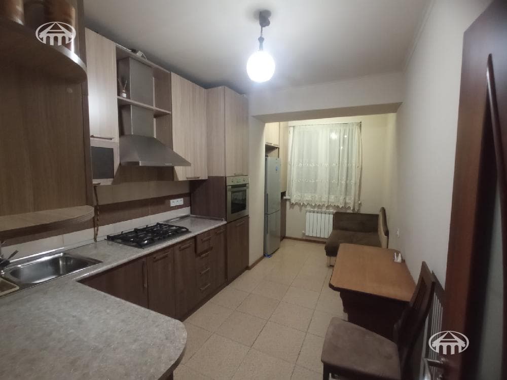 Квартира · 2 комн. · 56 м² · Кентрон