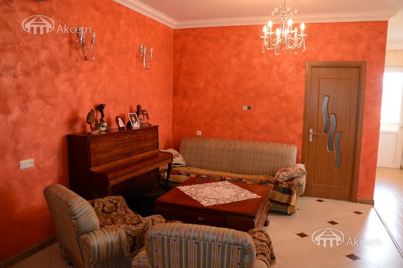 Квартира · 4 комн. · 131 м² · Аджапняк