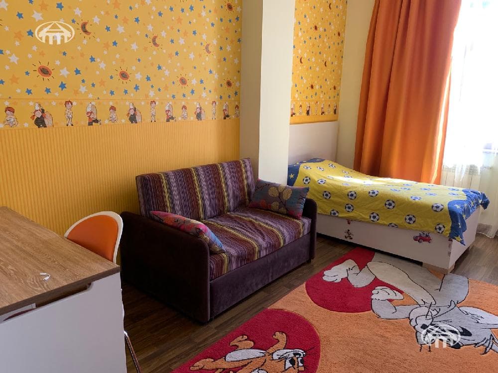Apartment · 3 rooms · 97 m² · Kentron