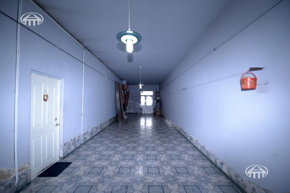 Սեփական տուն · 4 սեն. · 285 մ² · Էրեբունի