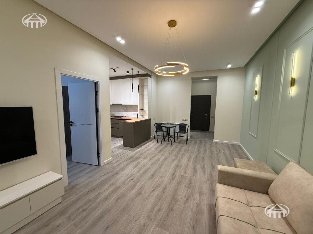 Квартира · 2 комн. · 65 м² · Аджапняк