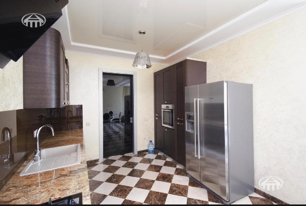 Mansion · 5 rooms · 322 m² · Arabkir