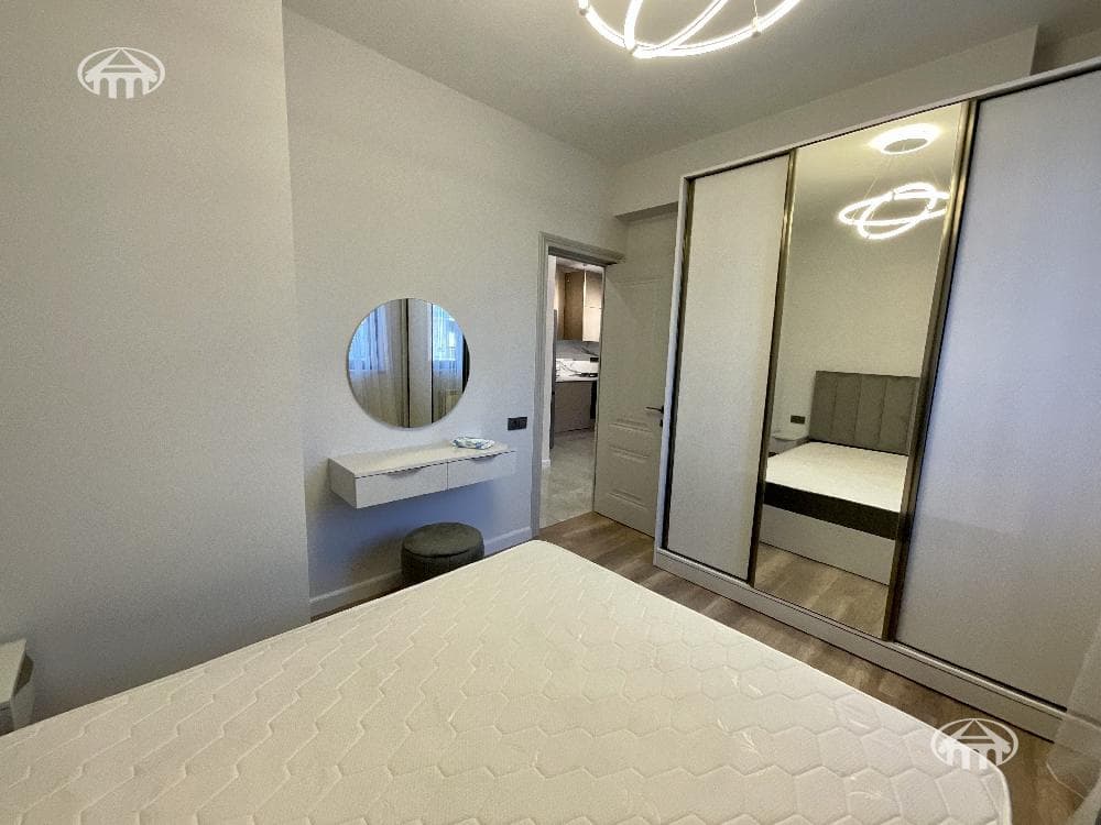 Квартира · 2 комн. · 42 м² · Кентрон