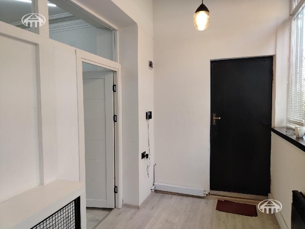 Office · 83 m² · Arabkir