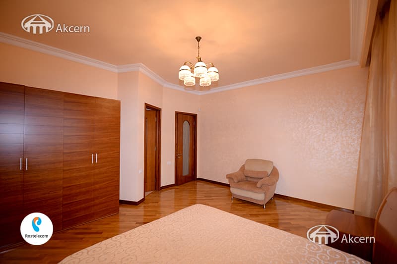 Առանձնատուն · 6 սեն. · 863 մ² · Նորք-Մարաշ