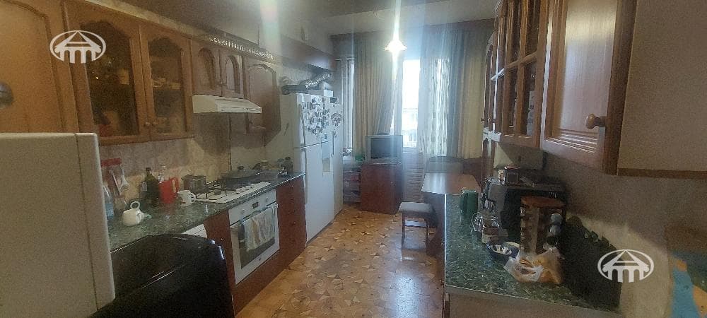 Квартира · 3 комн. · 91 м² · Арабкир