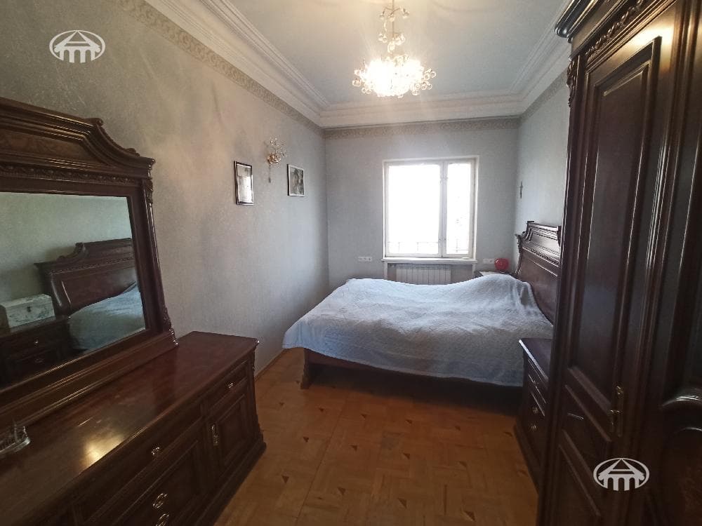 Дом · 5 комн. · 325 м² · Малатия-Себастия