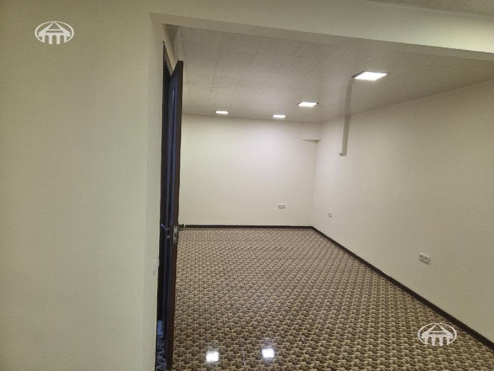 Офис · 30 м² · Кентрон