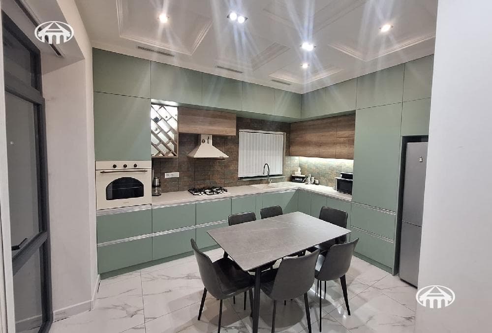 Mansion · 6 rooms · 233 m² · Qasax