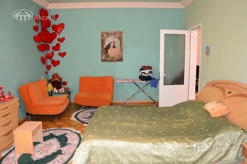 Особняк · 7 комн. · 506 м² · Кентрон