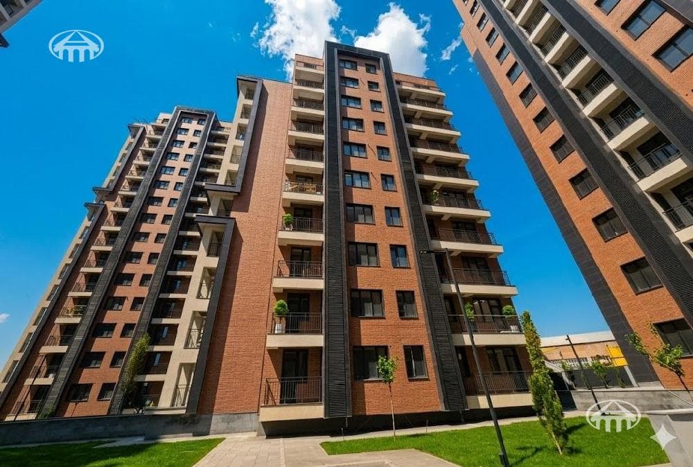 Квартира · 3 комн. · 82 м² · Зовуни