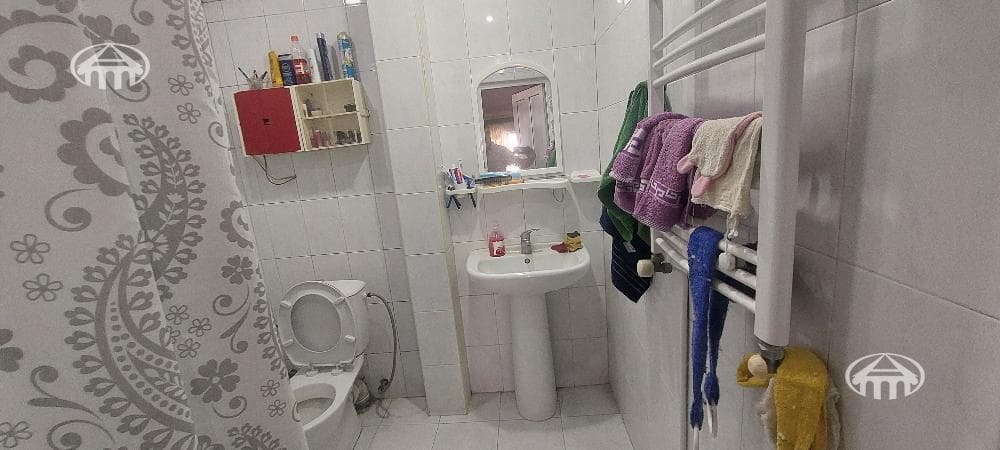House · 7 rooms · 174 m² · Shengavit