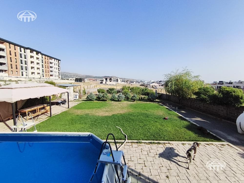 Mansion · 5 rooms · 262 m² · Jrvej