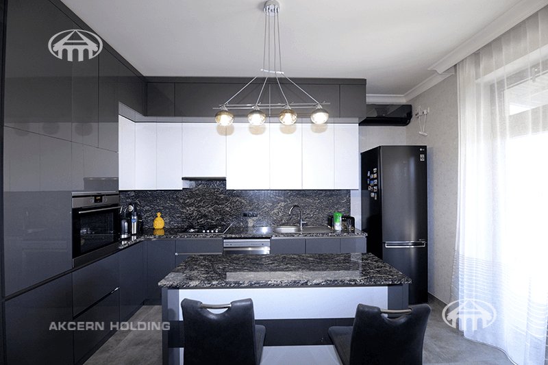 Mansion · 5 rooms · 280 m² · v. Arinj