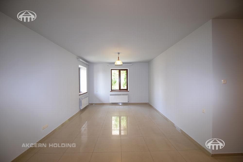 Mansion · 4 rooms · 300 m² · Nork-Marash — photo 30 / 34