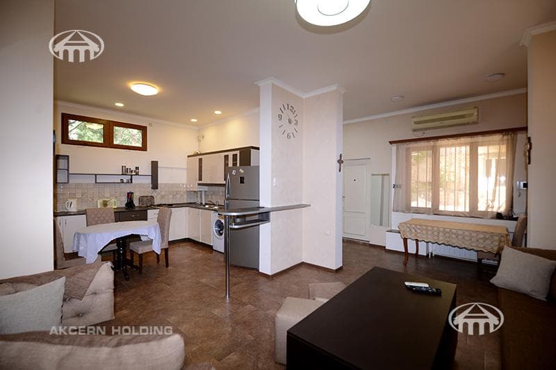 House · 4 rooms · 100 m² · Kentron