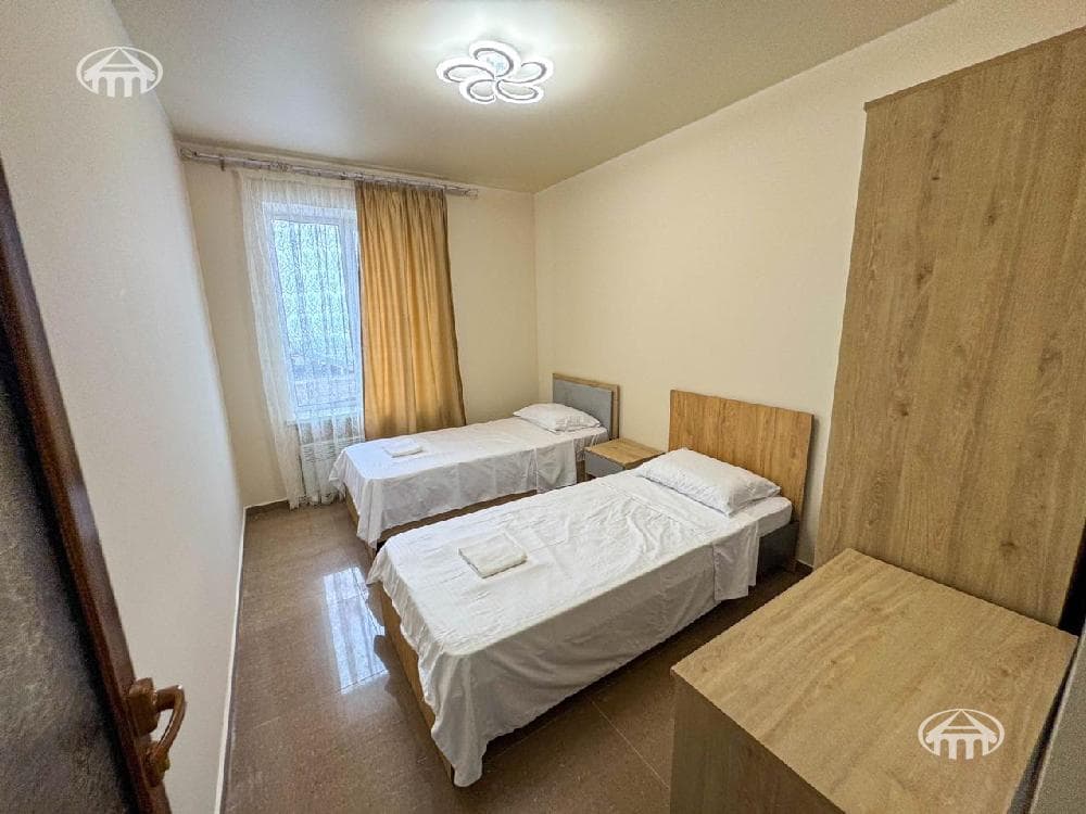 Особняк · 5 комн. · 185 м² · Птгни