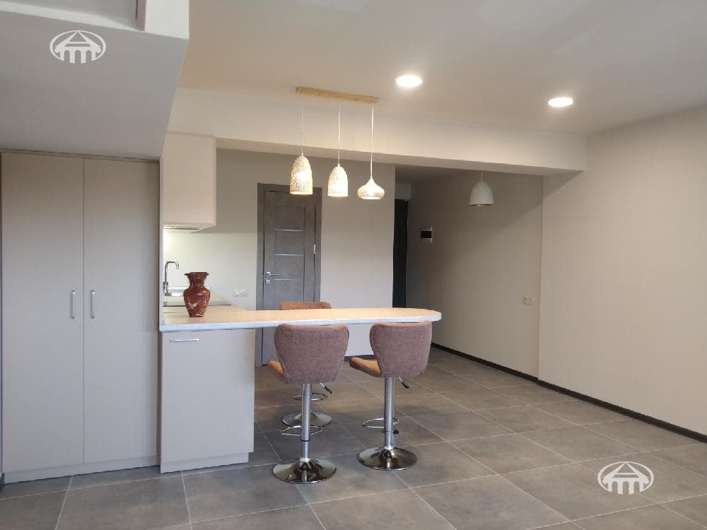 Office · 34 m² · Kentron