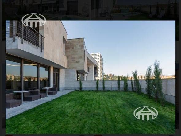 Дом · 4 комн. · 190 м² · Аван