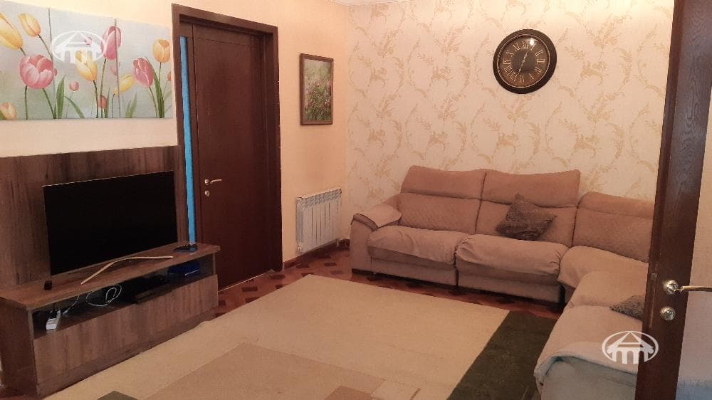 Առանձնատուն · 6 սեն. · 230 մ² · Քանաքեռ-Զեյթուն