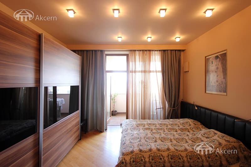 Квартира · 4 комн. · 185 м² · Арабкир — фото 14 из 29
