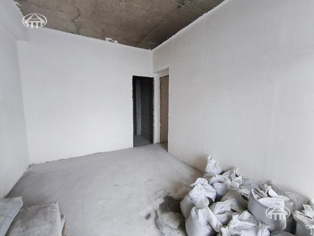 Квартира · 4 комн. · 117 м² · Аван