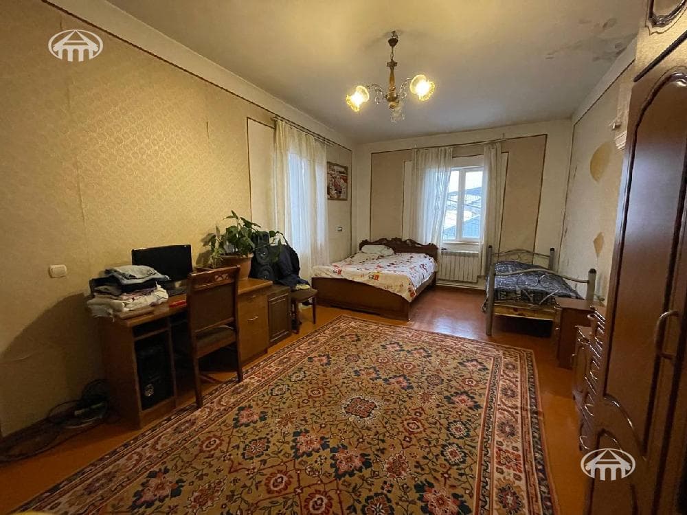 Дом · 9 комн. · 300 м² · Норк-Мараш