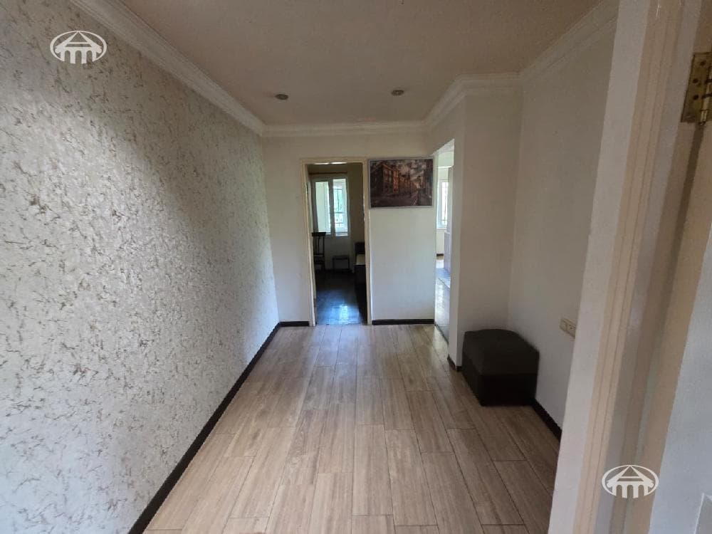 Квартира · 2 комн. · 62 м² · Аван