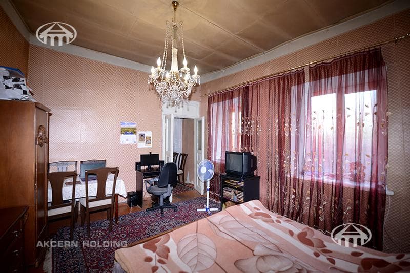 House · 3 rooms · 108 m² · Kentron