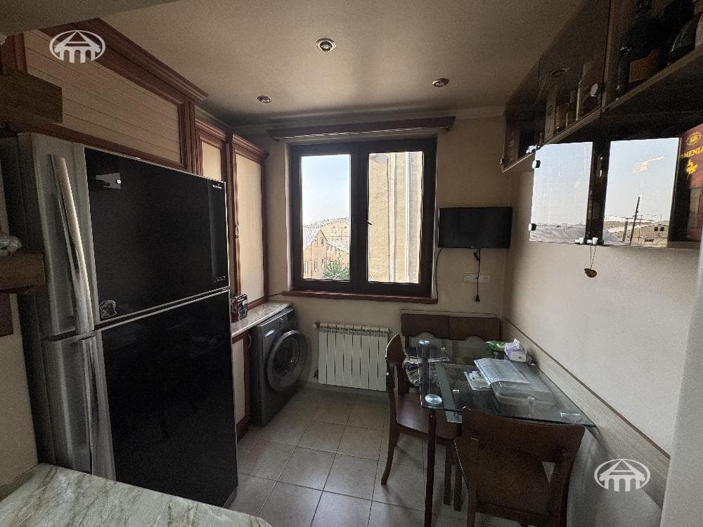 Apartment · 3 rooms · 73 m² · Erebuni