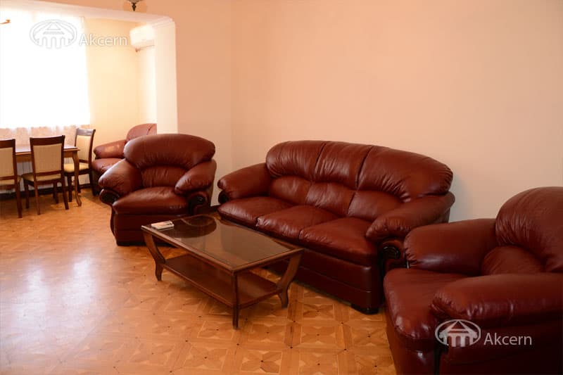 Квартира · 3 комн. · 94 м² · Кентрон