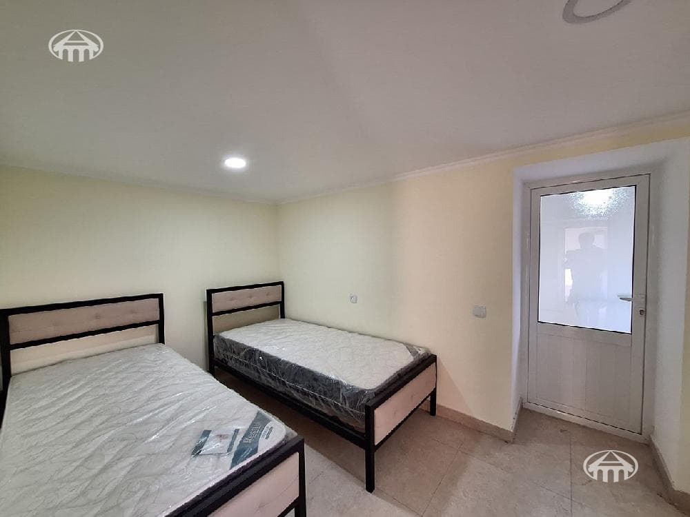 Mansion · 8 rooms · 460 m² · Kanaker-Zeytun