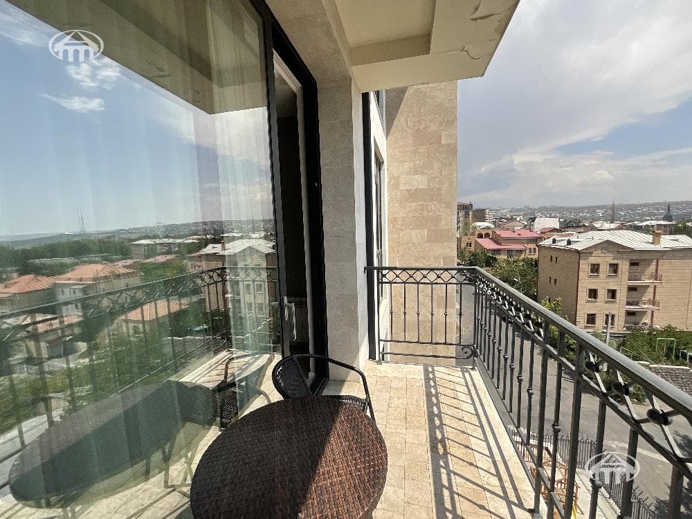 Квартира · 3 комн. · 70 м² · Арабкир