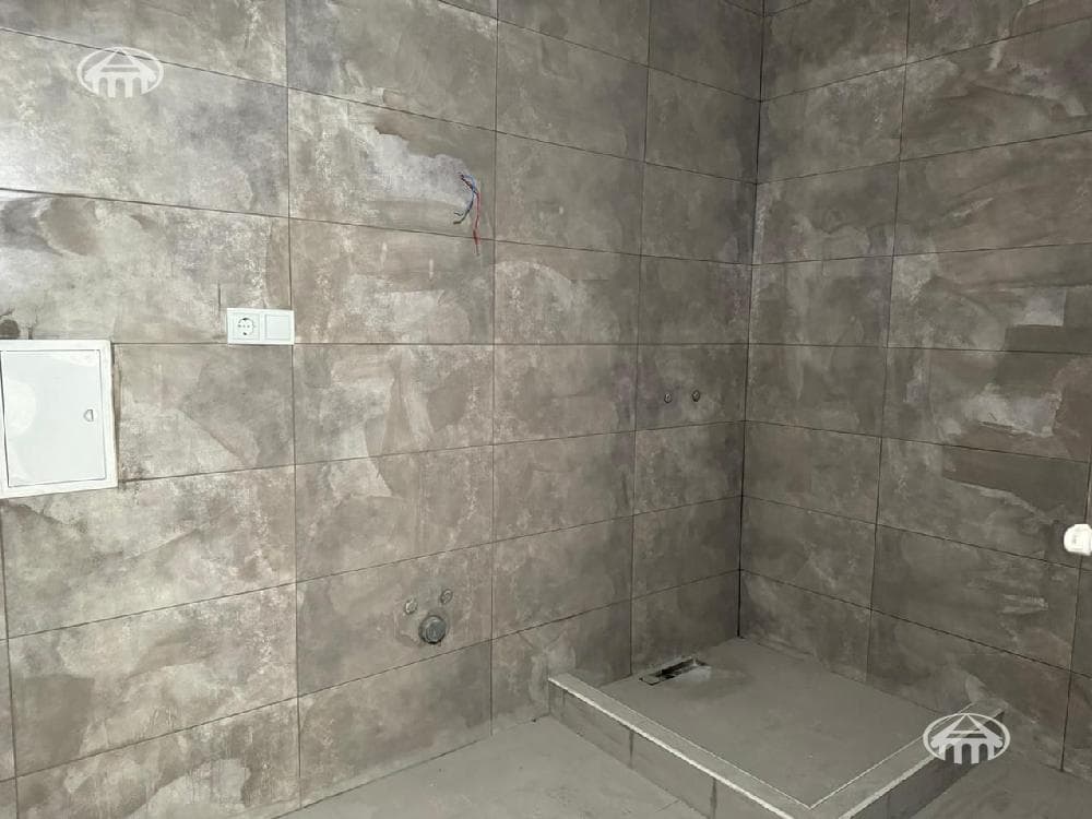 Квартира · 3 комн. · 100 м² · Аджапняк
