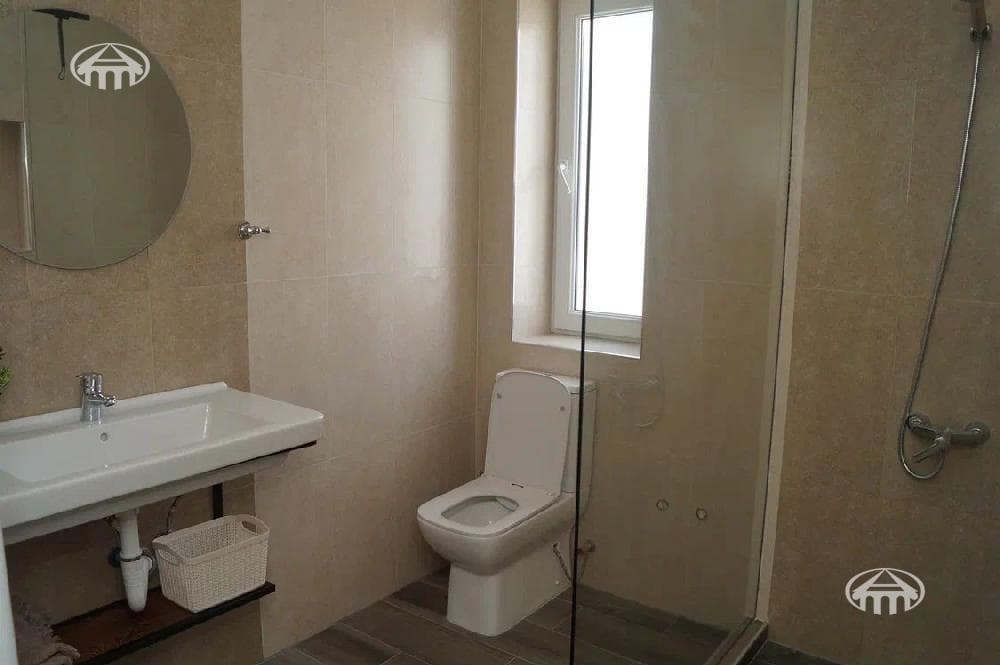Mansion · 4 rooms · 239 m² · Djrvej