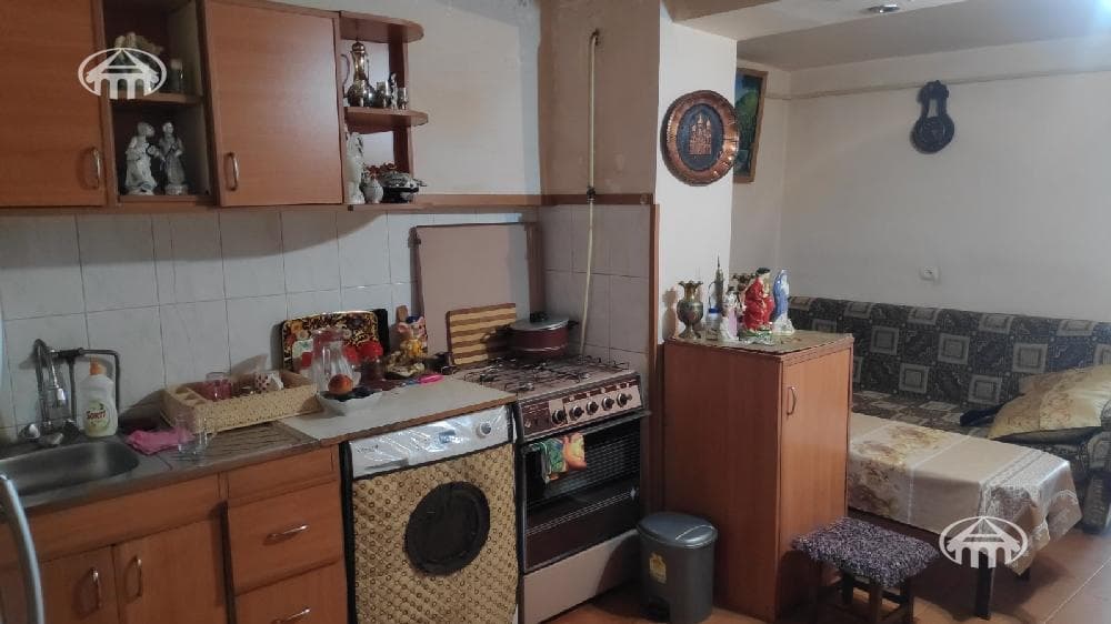 Дом · 4 комн. · 65 м² · Эребуни