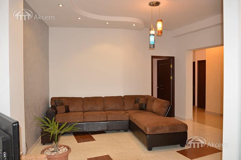 Дом · 8 комн. · 530 м² · Арабкир