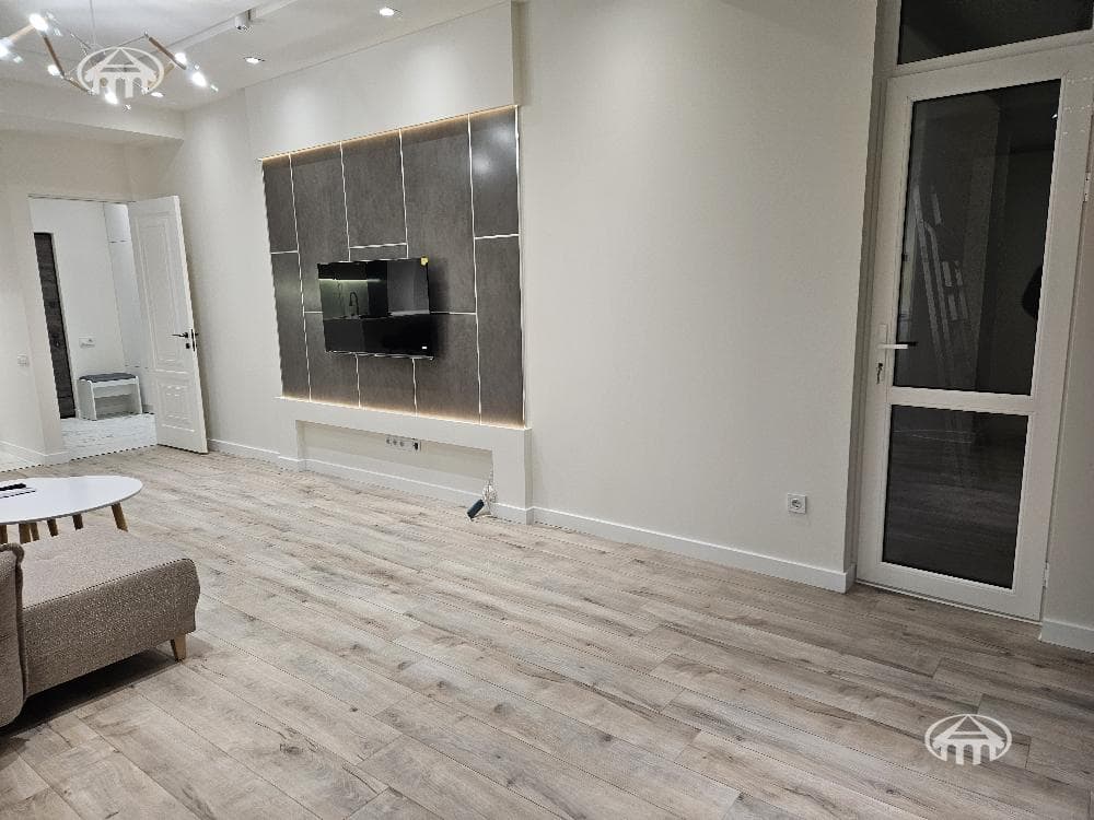 Квартира · 2 комн. · 64 м² · Аджапняк