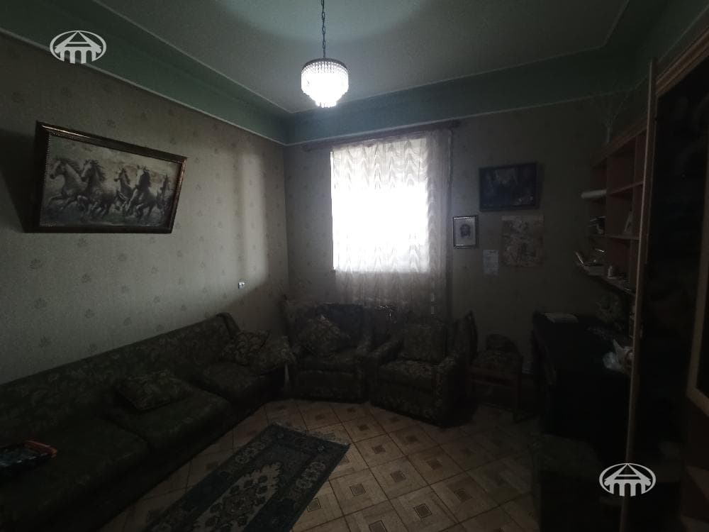 House · 8 rooms · 459 m² · Nor Nork