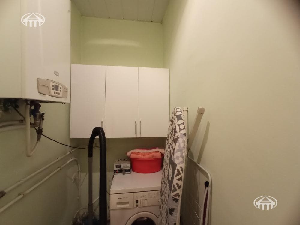 Apartment · 4 rooms · 144 m² · Kentron