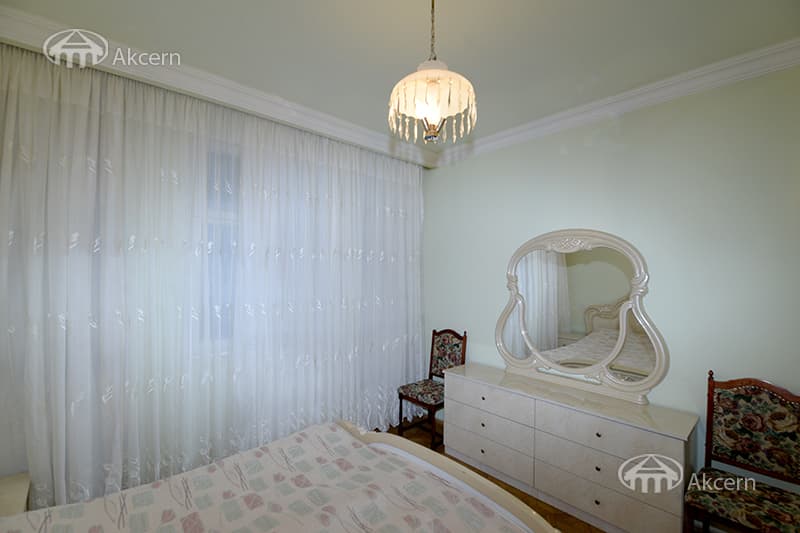 Квартира · 2 комн. · 70 м² · Кентрон