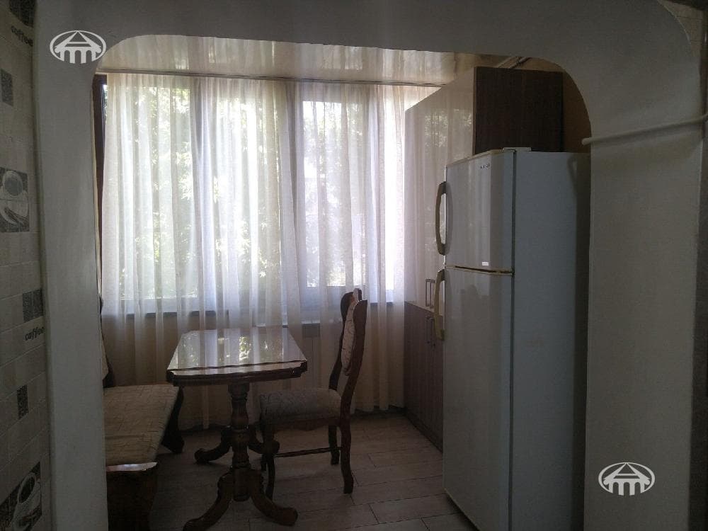 Квартира · 3 комн. · 71 м² · Арабкир