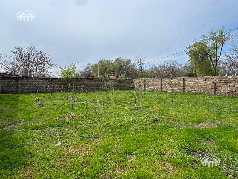 Կոմերցիոն գույք · 400 մ² · Վաղարշապատ — Լուսանկար 3 / 16